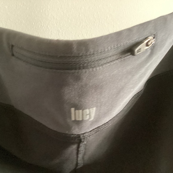 Lucy Endurance shorts - Picture 3 of 3